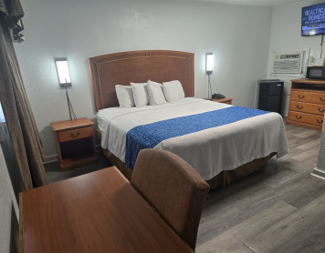 Queen Room